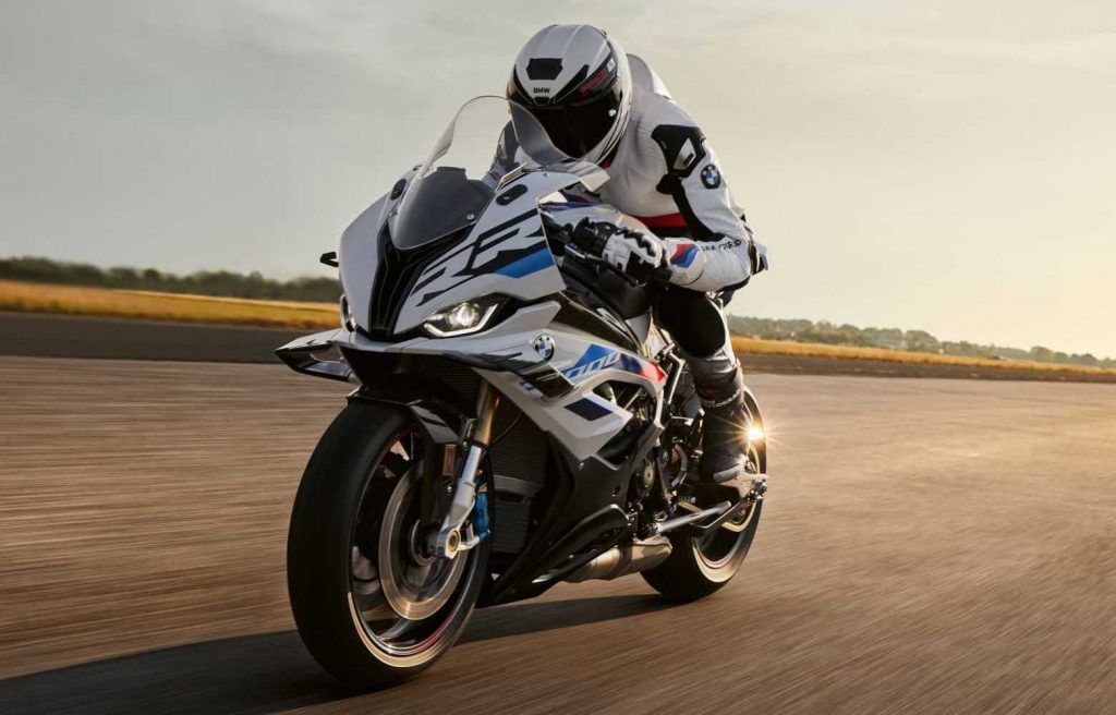 BMW Motorrad apresenta taxa zero e cashback no mês de maio